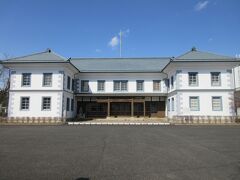 中之条町歴史と民俗の博物館ミュゼ（群馬県吾妻郡中之条町）

明治18年(1885年)に完成した旧吾妻第三小学校校舎。外観は洋風、内部は和風です。群馬県で唯一残された明治洋風小学校建築として、群馬県指定重要文化財。
入館料200円。