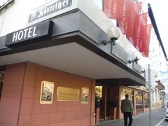 徒歩で5分以内で、この日の宿「アドベナ ユーロパ ホテル マインツ Advena Europa Hotel Mainz」へ到着。
この度の旅行では、駅から近い、一泊一部屋だいたい1万円くらいの中級ホテルを選んでます。