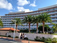 ２泊目「ヒルトン沖縄北谷リゾート」です。
ヒルトンホテルの直営サイトより予約しました。