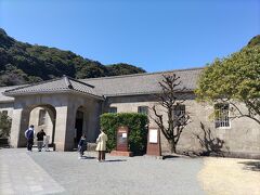 尚古集成館も行きました。
薩摩藩の近代化への歩みを知ることができました。
日本の南端で、このような最新の取組がなされていたことに驚きました。
中は広くはないですが見応えありました。
