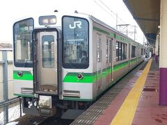 東三条で下車し、快速を待つ。
乗らなかったけど、弥彦線のE127系を撮影。
ダイヤ改正でこのE127系も新潟から撤退しましたが、この時点では全く知らず。
私にとって貴重な1枚に。
