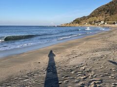 朝んぽは根本海水浴場まで。

夏シーグラスさん宿泊取れたら、ここに泳ぎにこようっと。
もちろん、我が家のわんこは夏の海岸同伴は虐待に近いのでSea Dogさんに預けて。
（シーグラス宿泊中はSea Dogさんで無料でわんこ預かってくれます）