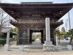 円鏡寺　楼門

この楼門と一対の金剛力士像は国の重文