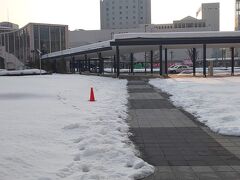 朝の山形駅。気温が高く、暖かくて拍子抜けしました。