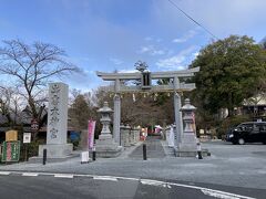 ジャーン！出雲大神宮に到着です。「元出雲」と言われる、島根県出雲大社より古いと伝えられているので是非来たかったのです。