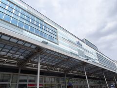 合流して熱海駅前です
駅ビルも新しくなってます