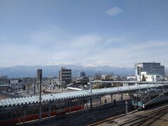 松本駅の窓から見たアルプス！景色が美しくて最高でした！