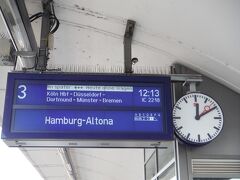 ボッパルト駅から、11:45発のMRBに乗り、コブレンツで12:13にICに乗り換え。
ちなみにOberweselからKolnまで1人約30ユーロ。高い・・・。