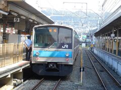 新幹線で京都駅に到着後、
「JR奈良線」で「東福寺」駅に向かいました。