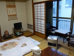 三春屋旅館にチェックイン