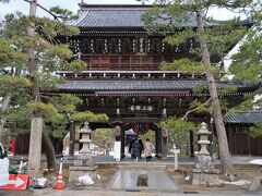 16:30
カフェの反対側にある智恩寺
せっかくなのでお邪魔します！