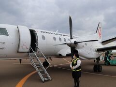 12月27日ラストフライト予定のSAAB340で、函館空港に戻ります。