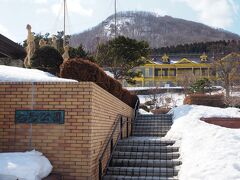 山上大神宮から次の場所へ向かう途中、元町公園、基坂に立ち寄りました。元町公園はだいぶ雪が積もっていました。
