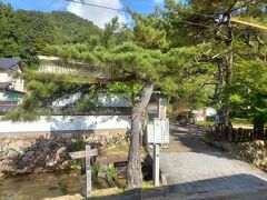 竹田城跡には昔に友人たちと車で行った事ありますが、ココから歩いて登れるようです。