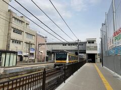 ＪＲ南武線「津田山」駅から電車に乗って帰宅します。
いい桜でした。この日も10．2キロ程歩きました。