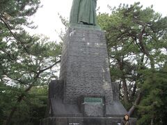 【旅行２日目　2/3（木）】晴れ
思っていたより大きな坂本龍馬銅像を見学し、
