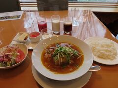 北海道ホテルで過ごす最後の朝
カレーを選択！