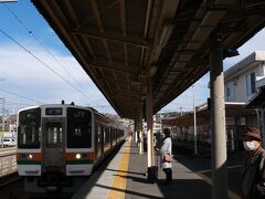 旧大井宿から歩いて恵那駅へ。
昨日乗車した明知鉄道の１２時半の列車で明知大正村にでも行こうと思いましたが、月曜日は「グルメ列車」はお休み。
次の列車は２時間先とのことで、時間がもったいないので、中央線で名古屋方面へ。