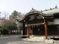 頼朝と義経の対面石のある八幡神社。