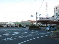 2022.01.08　松山駅前
電車のりば…ってのもいいね～愛媛県内が電化されたのはＪＲになってから。