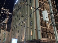 駅からすぐの場所にある今夜のホテル「くれたけイン 南海堺駅前」