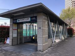 東京・天王洲アイル

東京臨海高速鉄道（りんかい線）「天王洲アイル」駅の写真。

ここから歩いて天王洲運河にあるクルーズ船乗り場に向かいます。