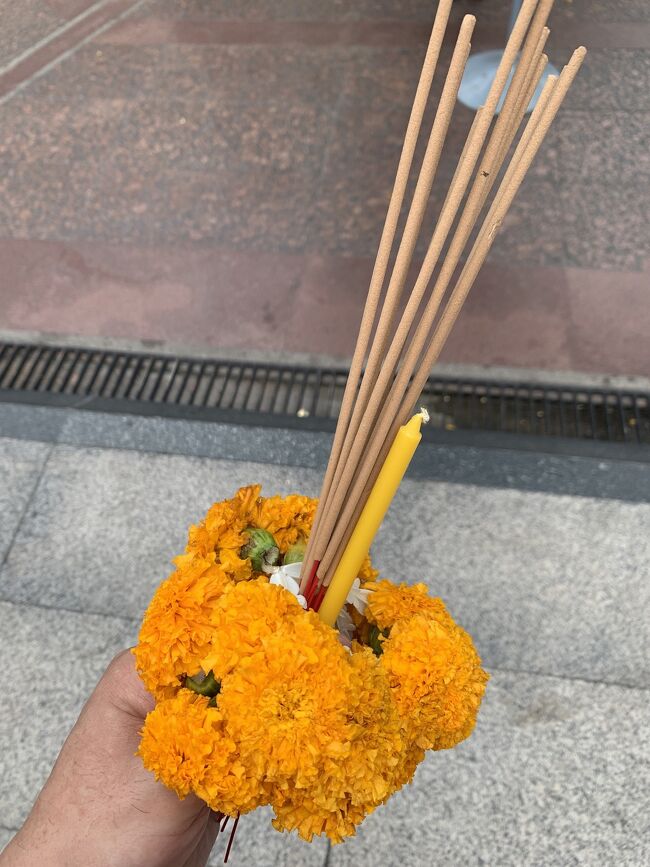 もちろんお参りセット50バーツ