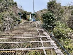 羅漢寺　リフト

禅海堂の裏に乗り場

羅漢寺駅で降り羅漢寺を参拝