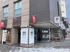 その後、7時開店の "ヨシノリコーヒー" へ
