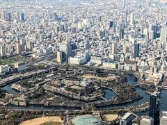 大阪上空です
伊丹は市街地ギリギリに降りてく感じがしますので、見てて飽きません
