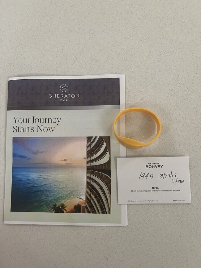 フロントで渡されたもの。<br />バンドの鍵は便利。<br />滞在中ずっと腕につけっぱなし。