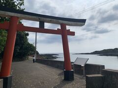 次に行ったのは、釜蓋神社。
駐車場も無料で近くにあります。