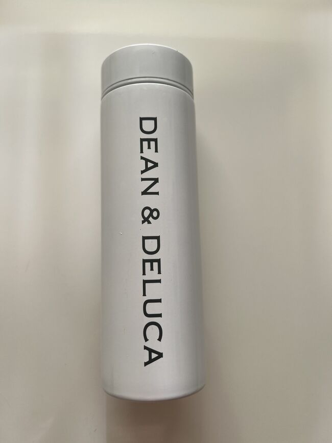 なので、家から水筒持参。<br />ペットボトルと違って冷たさ保てるし、大きさがちょうど良くて重宝しました。<br />次回もまた持ってこよう！