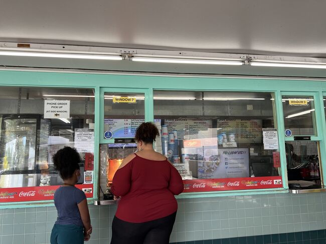 並び方がよく分らなくてちょっと戸惑いました。<br /><br />左側でオーダー