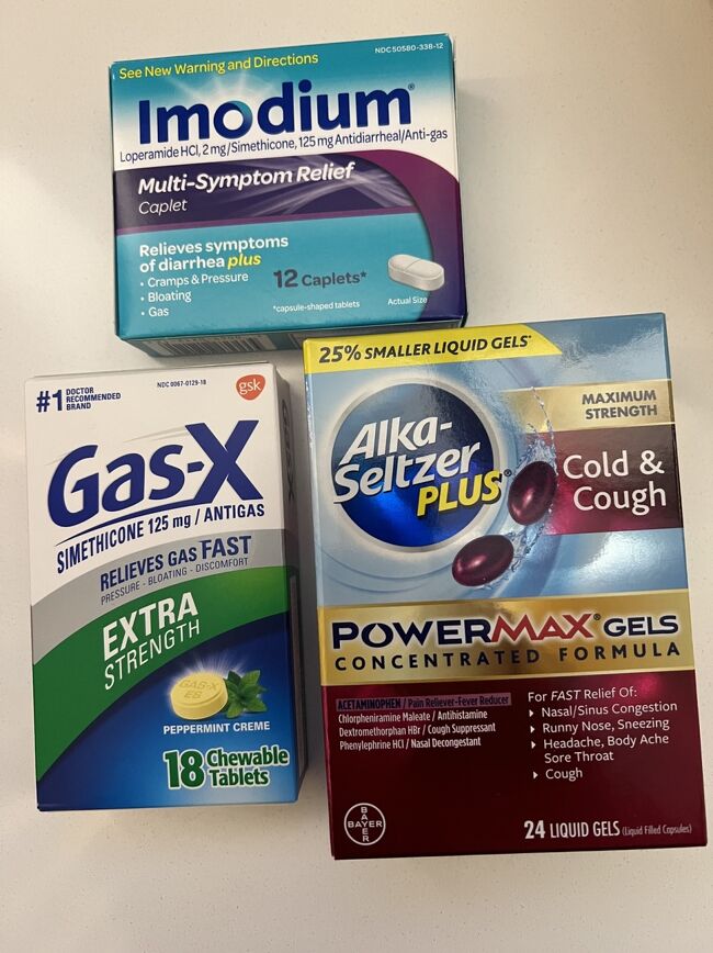 風邪薬、胃薬、腹痛薬<br /><br />私も、前回風邪気味だったので風邪薬購入したけど、めちゃ効いた。<br />こっちの薬はよく効くよね。