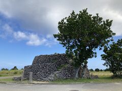 コート盛
琉球王朝時代に作られた火番所で、国指定史跡「先島諸島火番盛」の一つ。