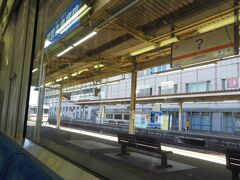 日本一短い駅名の駅です。伊勢鉄道と近鉄の乗換駅です。