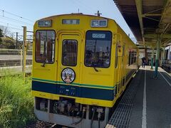 大原駅8:29発のいすみ鉄道で大多喜駅まで乗車します。