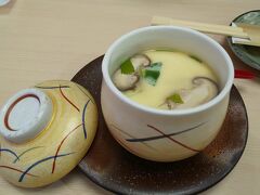 富津のフェリー乗り場にほど近い回転寿司で夕食をとることにしました。茶碗蒸し、私はもう少しツルンと食べられる方が好き。