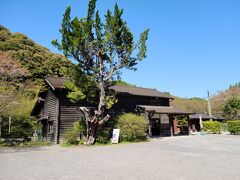 壺畑から35分、嘉例川駅にやって来ました。