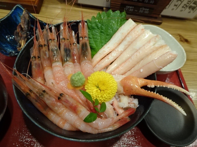 初めての城崎温泉 カニ海鮮丼やカニ寿司は絶品 城崎温泉 兵庫県 の旅行記 ブログ By 三毛猫美花さん フォートラベル