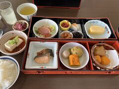 かんぽの宿　彦根のレストラン「伊吹」にて朝食