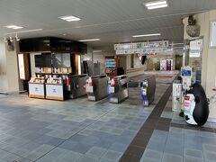 ゆいレールおもろまち駅はすぐそこ