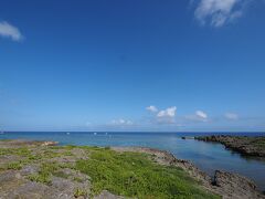 伊良部島の北側先端となる白鳥岬からの眺め。