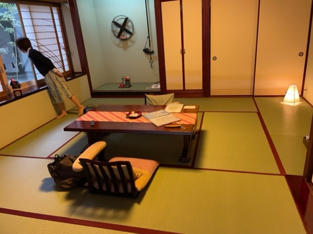 和室は12畳ほど。