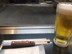 夜ご飯は大阪なので粉もん。
”あべとん”へ。
まずはビール。