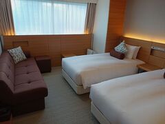 その後、宿泊先の「クロスホテル札幌」まで、移動しました。