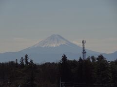 ズームすると‥
富士山もよく見えました。