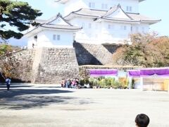 小田原城と記念撮影
