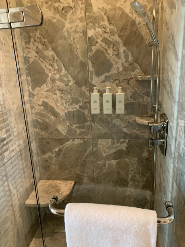 シャワールーム<br />